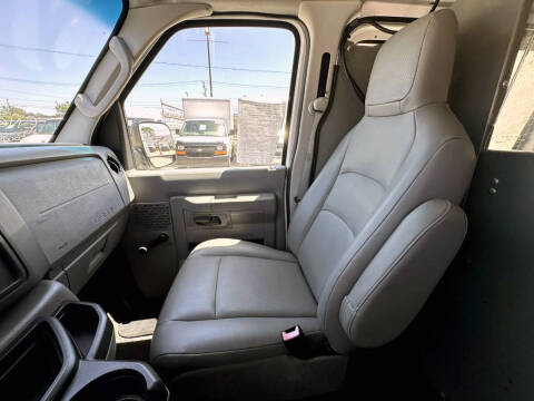 2010 Ford E-Series E-250