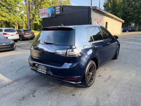 2016 Volkswagen Golf TSI S