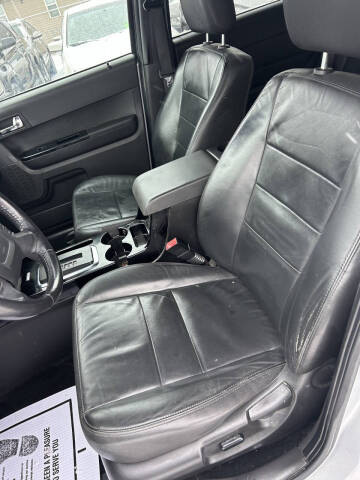 2011 Ford Escape Limited