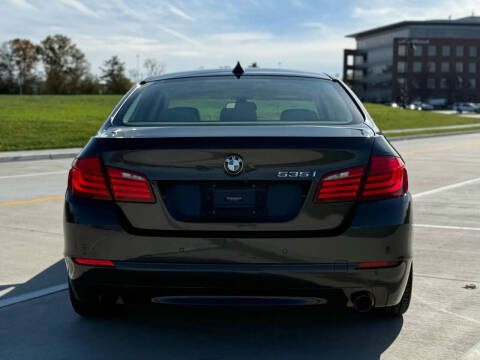 2012 BMW 5 Series 535i