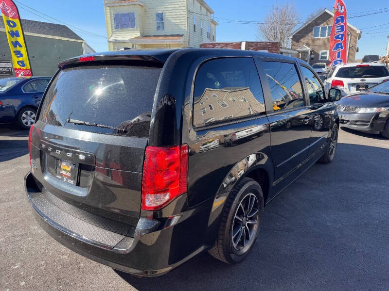 2014 Dodge Grand Caravan SE 30th Anniversary