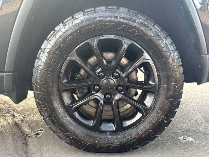 2022 Jeep Grand Cherokee WK Laredo E