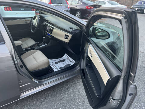 2015 Toyota Corolla LE