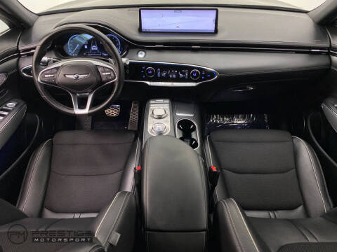 2023 Genesis GV70 2.5T Standard