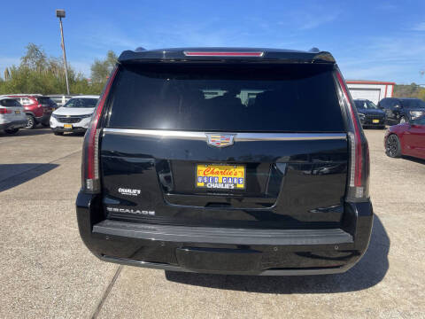 2018 Cadillac Escalade Luxury