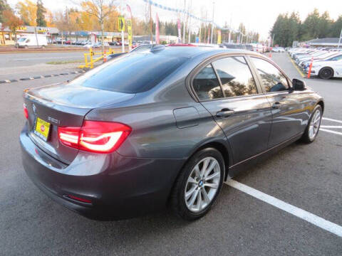 2018 BMW 3 Series 320i xDrive