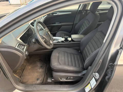 2014 Ford Fusion SE