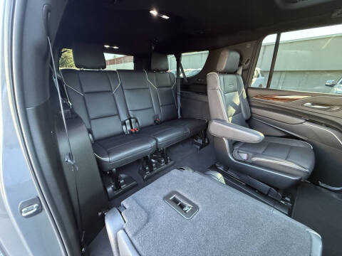 2021 Cadillac Escalade ESV Premium Luxury