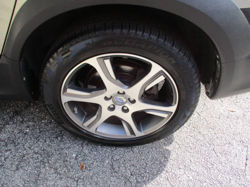 2012 Volvo XC70 T6 Premier Plus