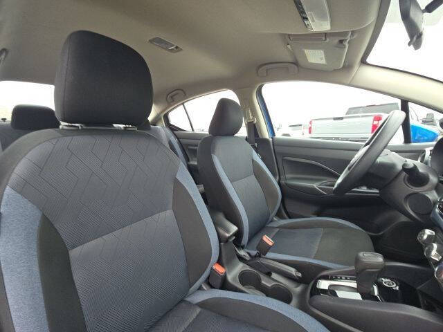 2024 Nissan Versa SV