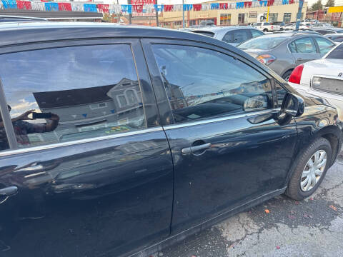 2008 Nissan Versa 1.8 S