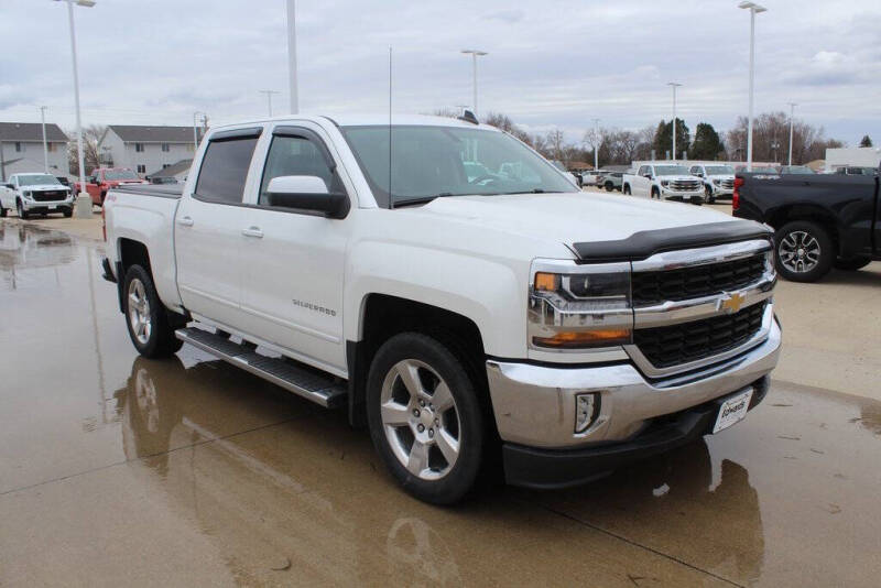 2017 Chevrolet Silverado 1500 LT's photo