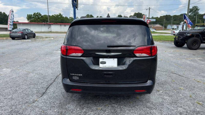 2021 Chrysler Voyager LXi
