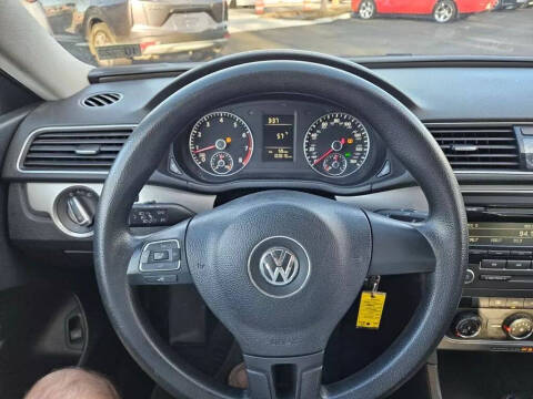 2013 Volkswagen Passat S PZEV