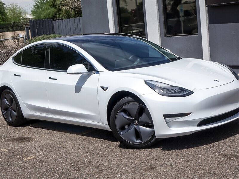 2019 Tesla Model 3 Standard Range Plus