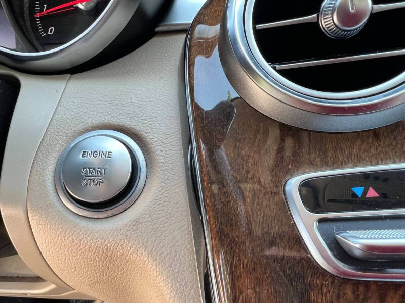 2017 Mercedes-Benz C-Class C 300