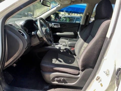 2019 Nissan Pathfinder S