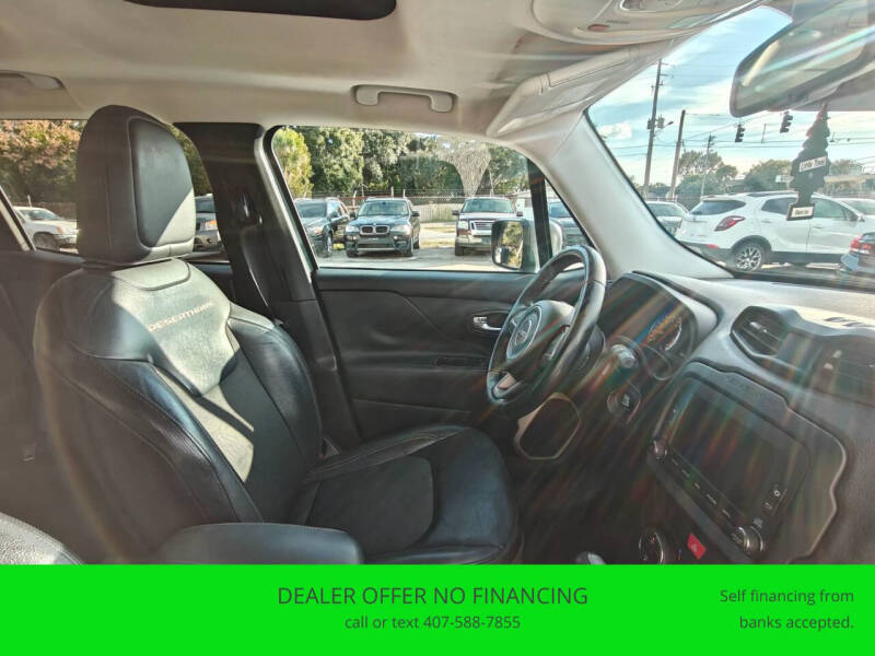 2017 Jeep Renegade Deserthawk