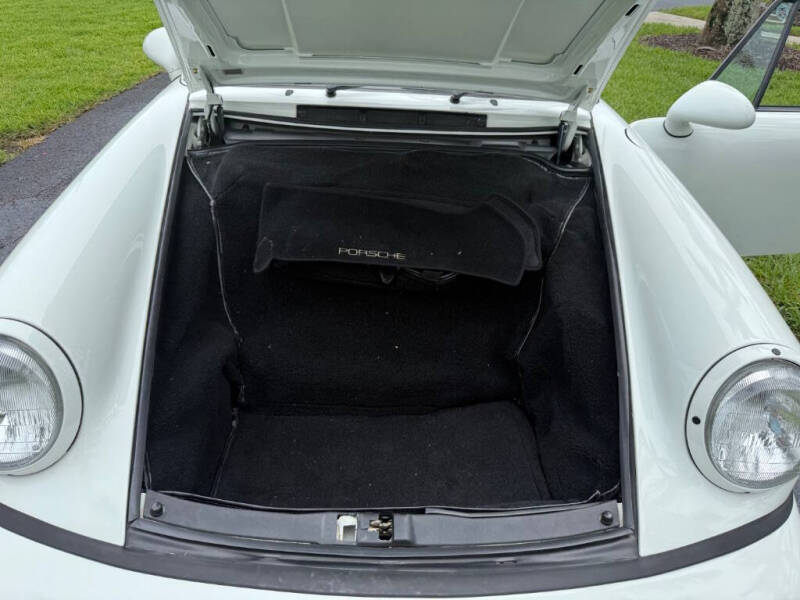 1992 Porsche 911 Carrera 2