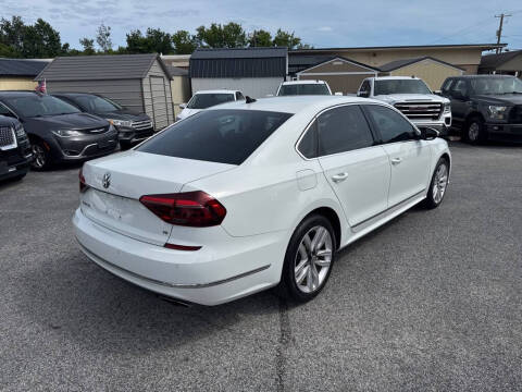 2017 Volkswagen Passat V6 SE