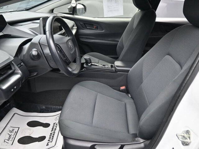 2023 Toyota Prius LE