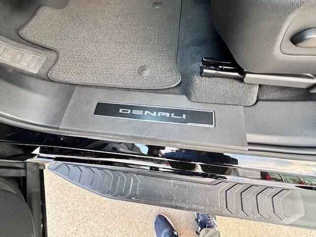 2025 GMC Sierra EV Denali