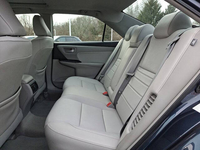 2016 Toyota Camry Hybrid XLE