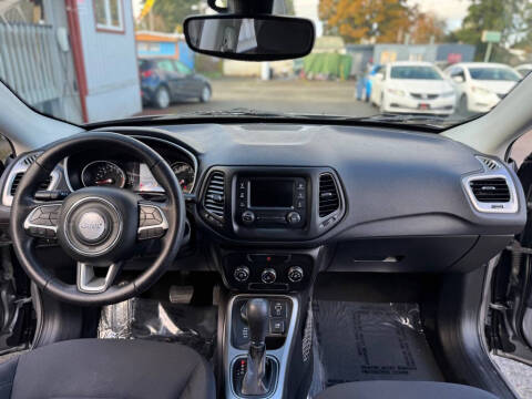 2017 Jeep Compass Sport