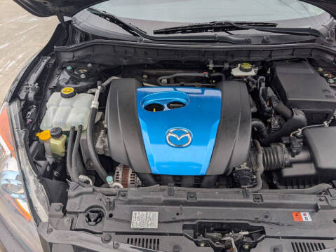 2013 Mazda MAZDA3 i Touring