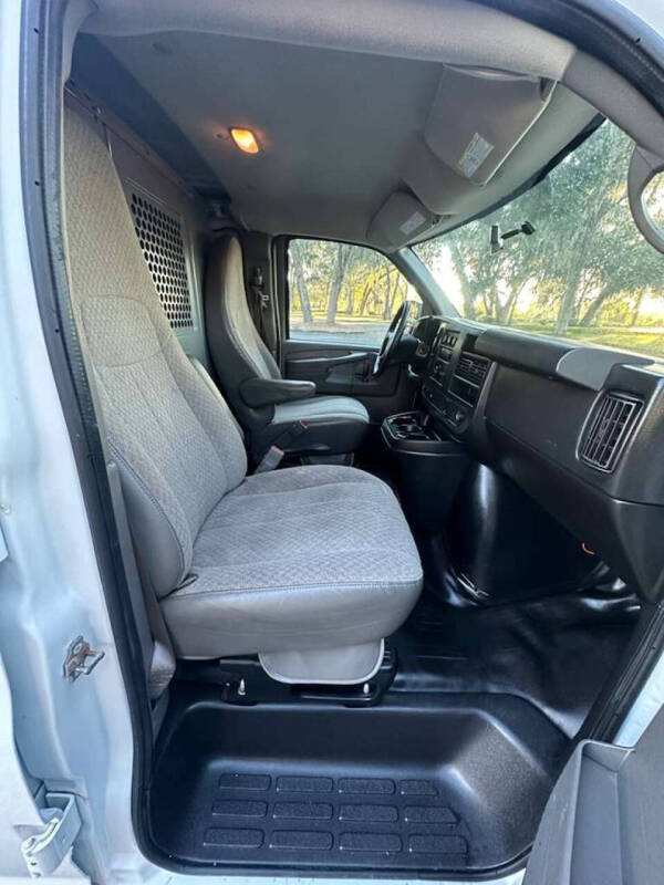 2015 GMC Savana 2500