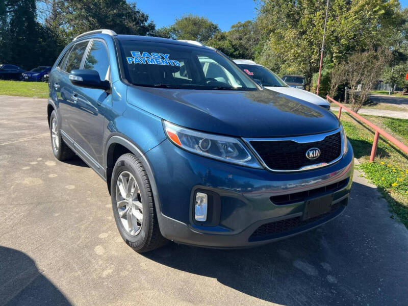 2014 Kia Sorento for sale at CE Auto Sales in Baytown TX