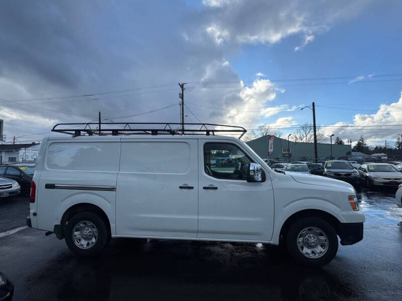 2018 Nissan NV 2500 HD S