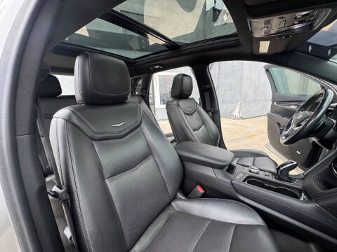 2020 Cadillac XT5 Premium Luxury