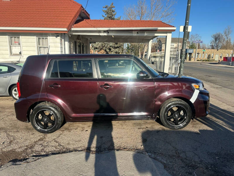 2015 Scion xB Base's photo