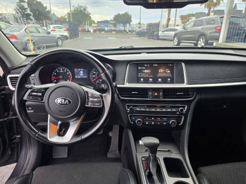 2019 Kia Optima S