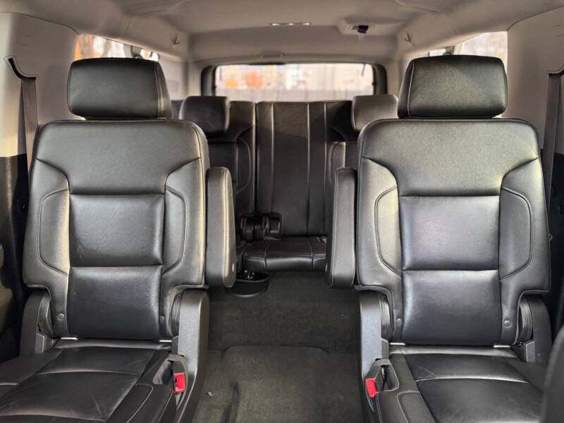 2017 Chevrolet Suburban LT