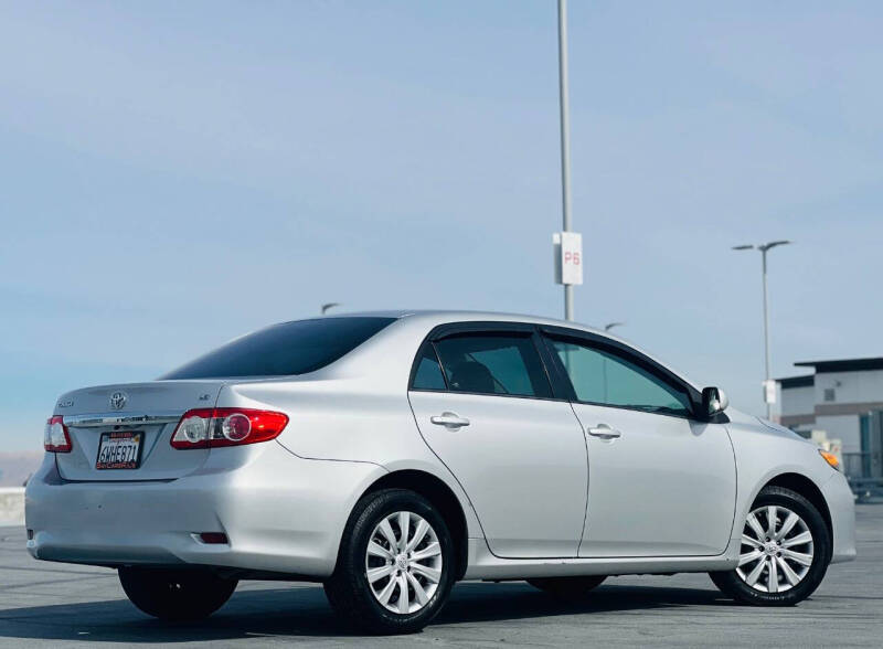 2012 Toyota Corolla S photo 9