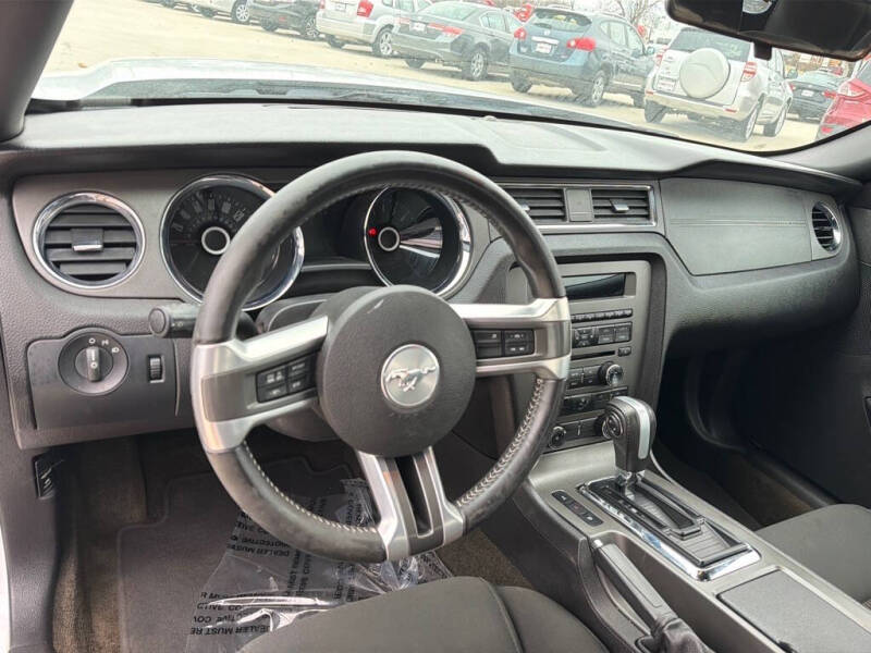 2014 Ford Mustang V6