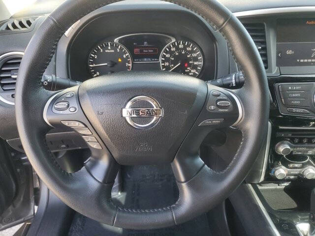 2019 Nissan Pathfinder SV