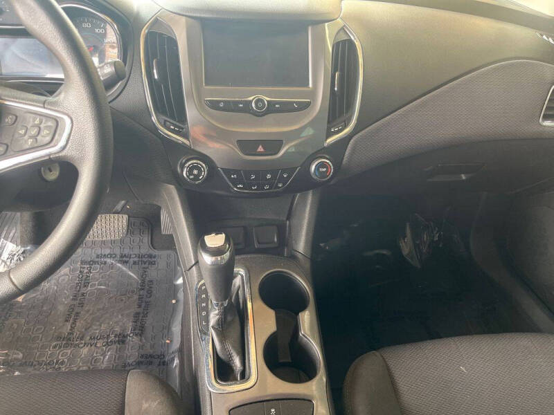 2018 Chevrolet Cruze LT Auto