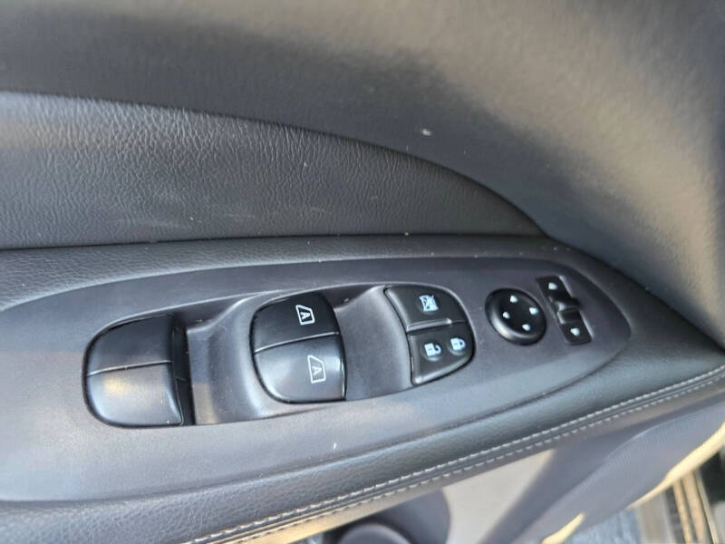 2017 Nissan Pathfinder