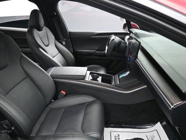 2023 Tesla Model X Standard Range