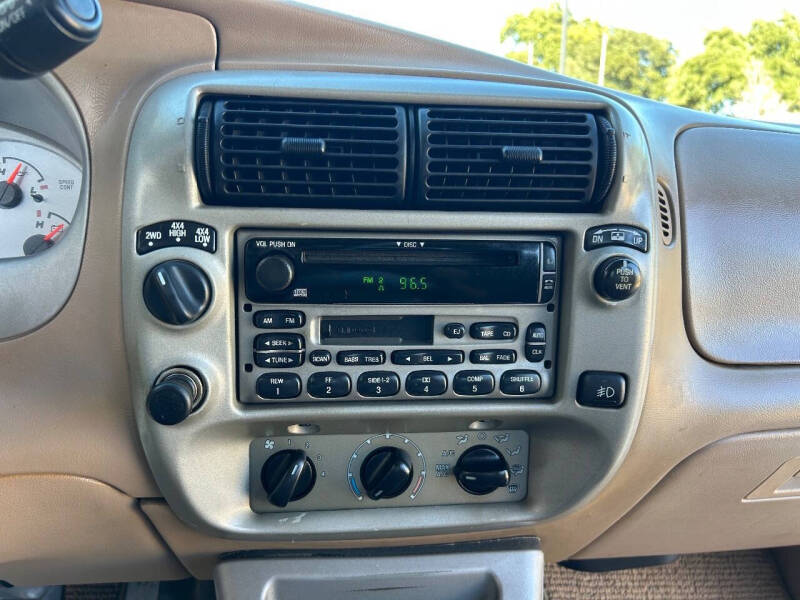 2002 Ford Explorer Sport Trac Value