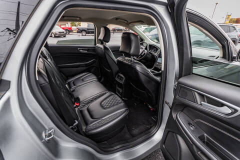 2023 Ford Edge Titanium