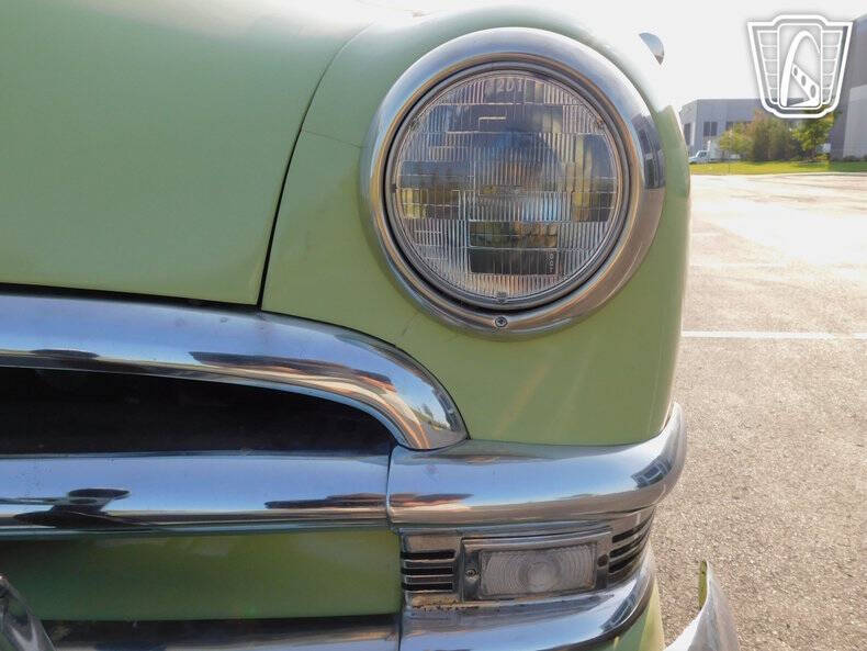 1950 Ford Deluxe