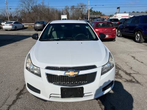 2012 Chevrolet Cruze for sale at Lakeshore Auto Wholesalers in Amherst OH