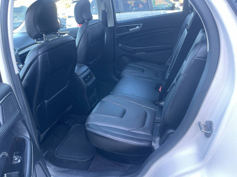 2016 Ford Edge Titanium