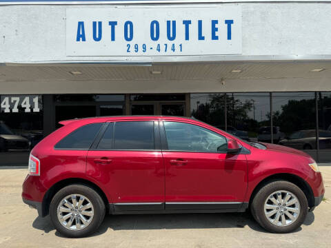 2007 Ford Edge for sale at Auto Outlet in Des Moines IA