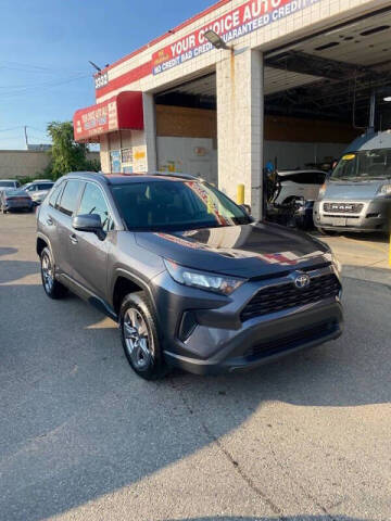 2022 Toyota RAV4 Hybrid LE