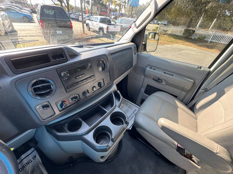 2011 Ford E-Series E-150